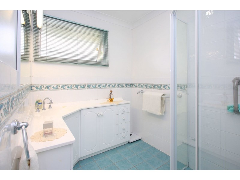 9 Thulimbah Street, Coopers Plains QLD 4108