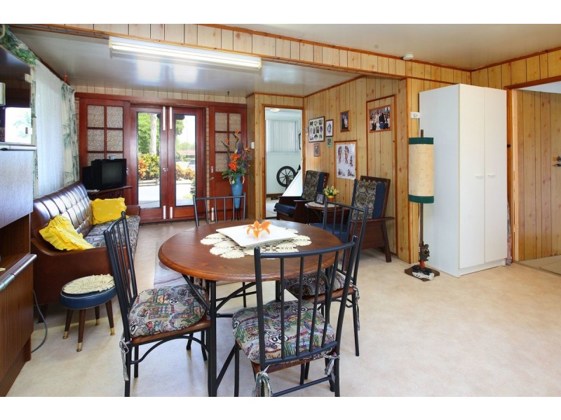 9 Thulimbah Street, Coopers Plains QLD 4108