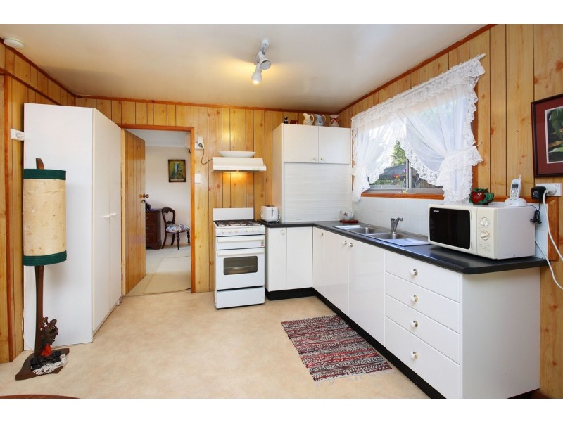 9 Thulimbah Street, Coopers Plains QLD 4108