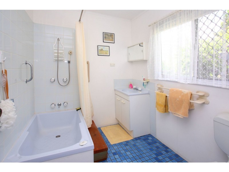 9 Thulimbah Street, Coopers Plains QLD 4108