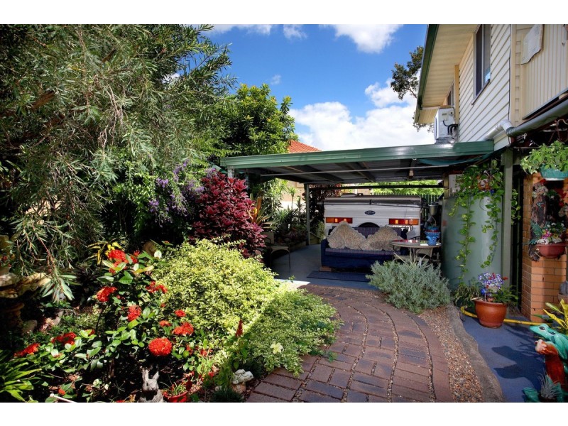 9 Thulimbah Street, Coopers Plains QLD 4108