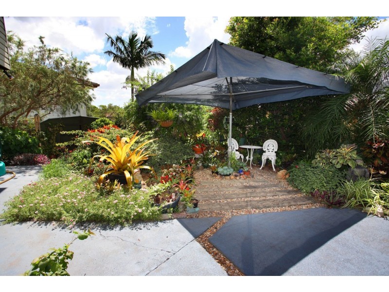 9 Thulimbah Street, Coopers Plains QLD 4108