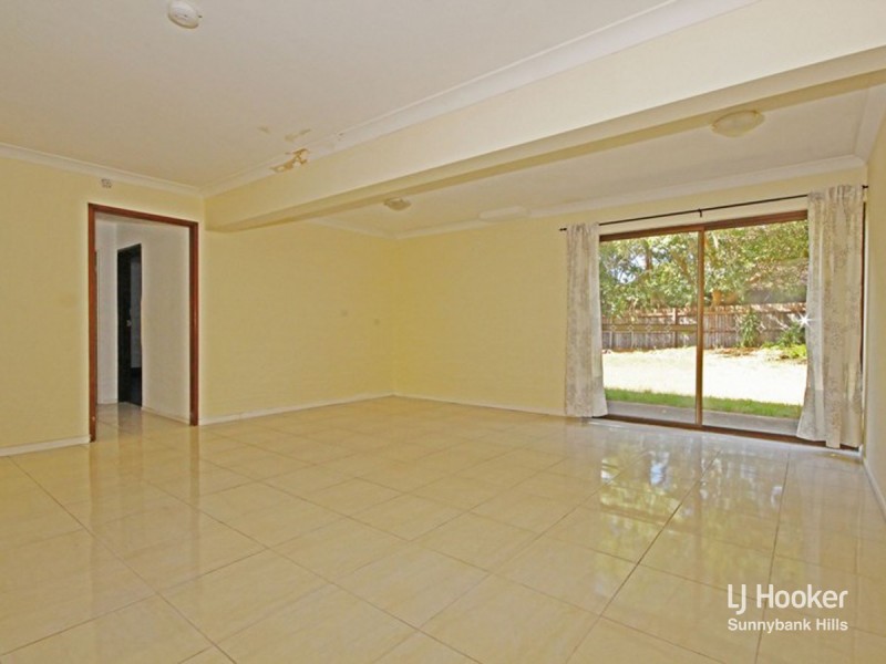 92 Hellawell Road, Sunnybank Hills QLD 4109