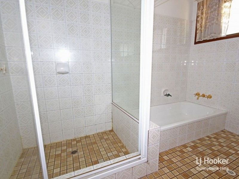 92 Hellawell Road, Sunnybank Hills QLD 4109