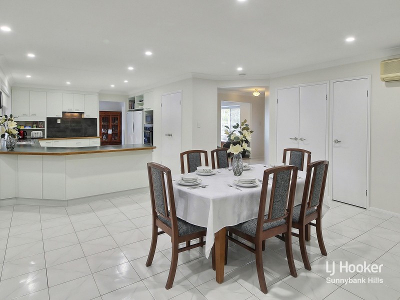 3 Michigan Crescent, Parkinson QLD 4115