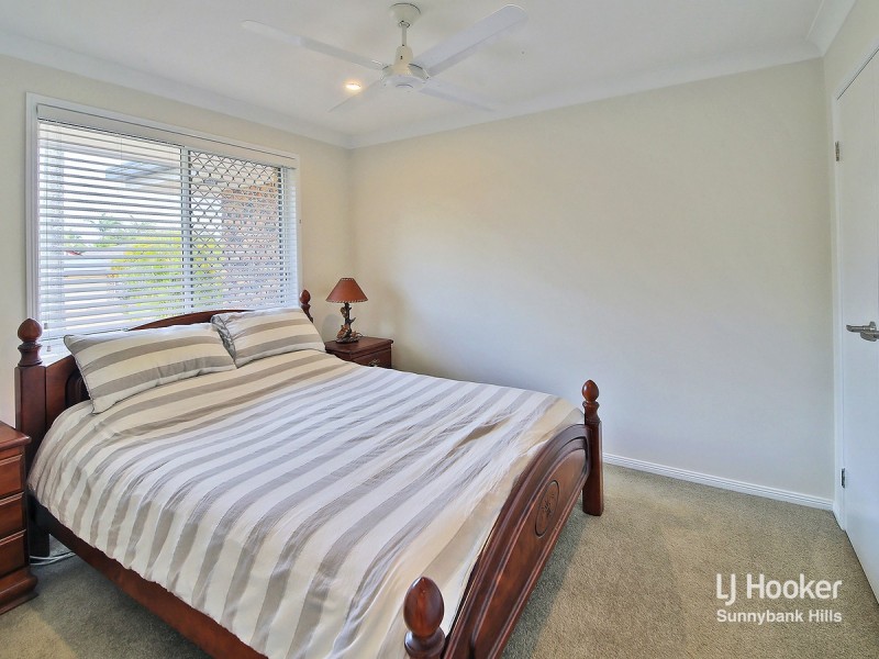 3 Michigan Crescent, Parkinson QLD 4115