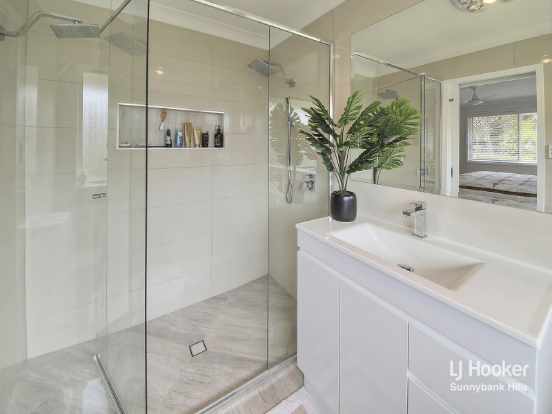 3 Michigan Crescent, Parkinson QLD 4115