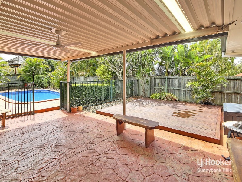 3 Michigan Crescent, Parkinson QLD 4115