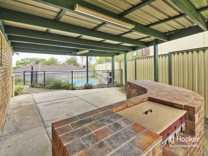 24 Camaro Street, Runcorn QLD 4113