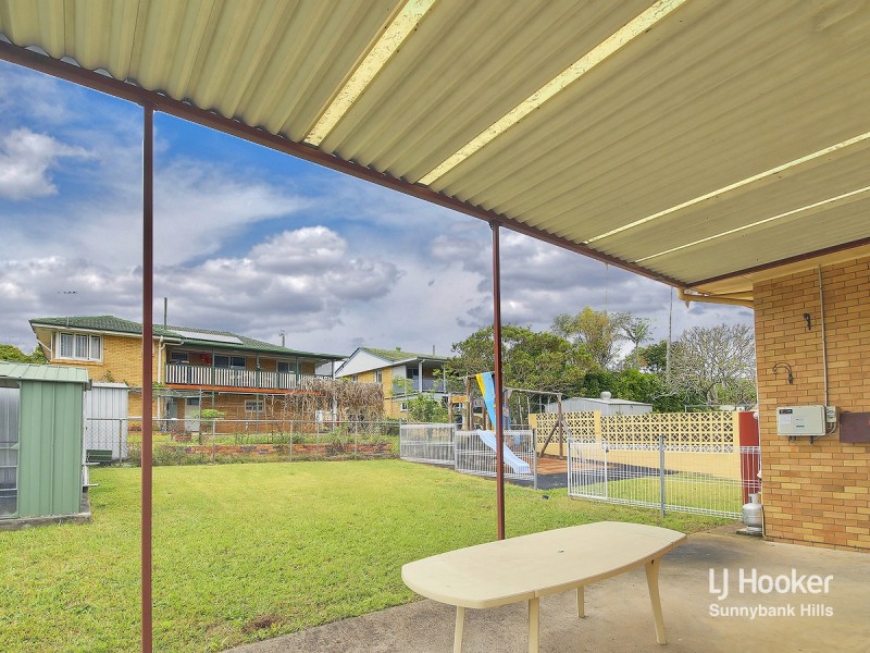 17 Denton Street, Wishart QLD 4122