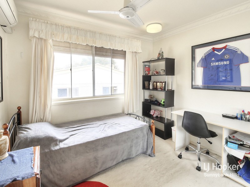 17 Denton Street, Wishart QLD 4122