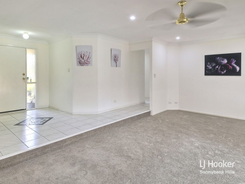 15 Lindfield Street, Parkinson QLD 4115