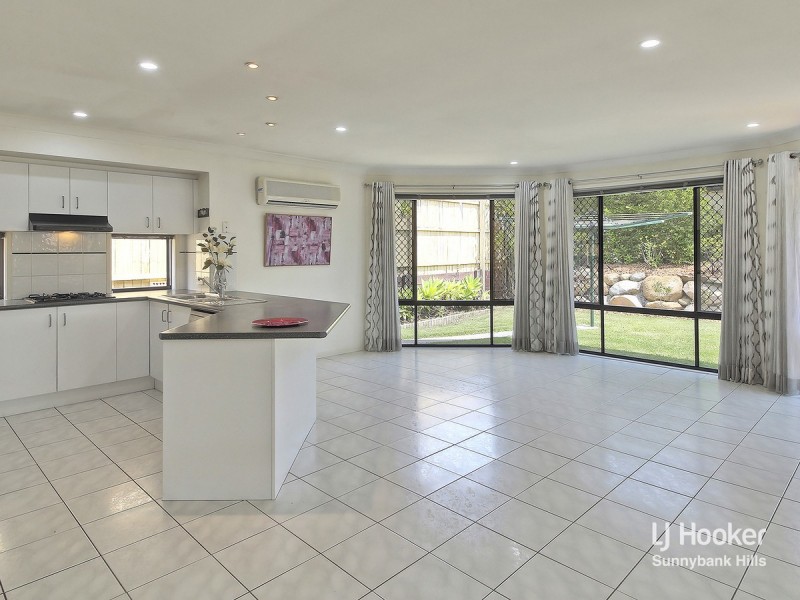 15 Lindfield Street, Parkinson QLD 4115