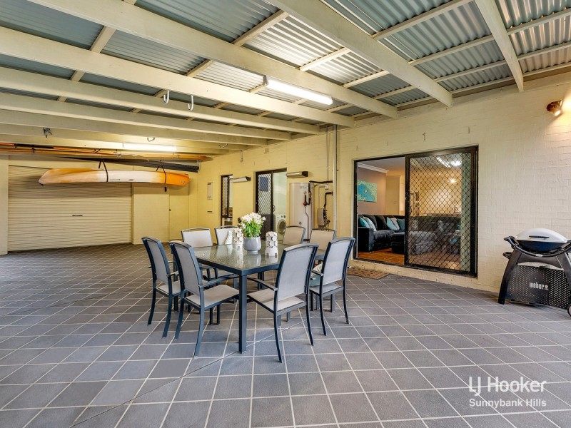 24 Nambung Place, Parkinson QLD 4115