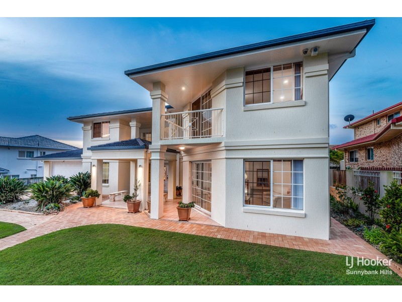 39 Poinciana Crescent, Stretton QLD 4116