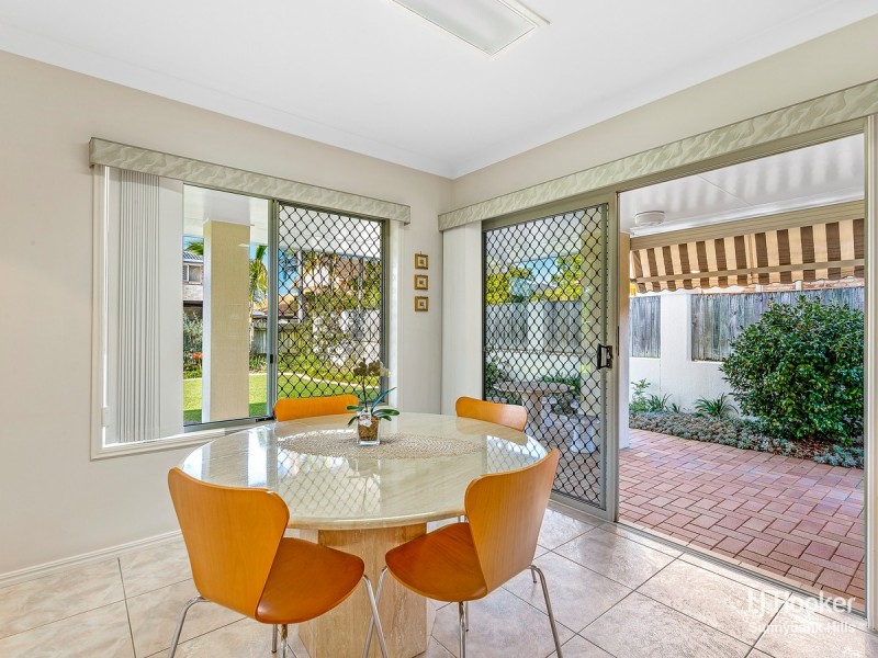 39 Poinciana Crescent, Stretton QLD 4116