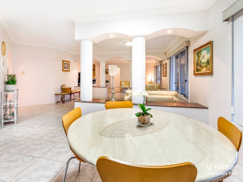 39 Poinciana Crescent, Stretton QLD 4116