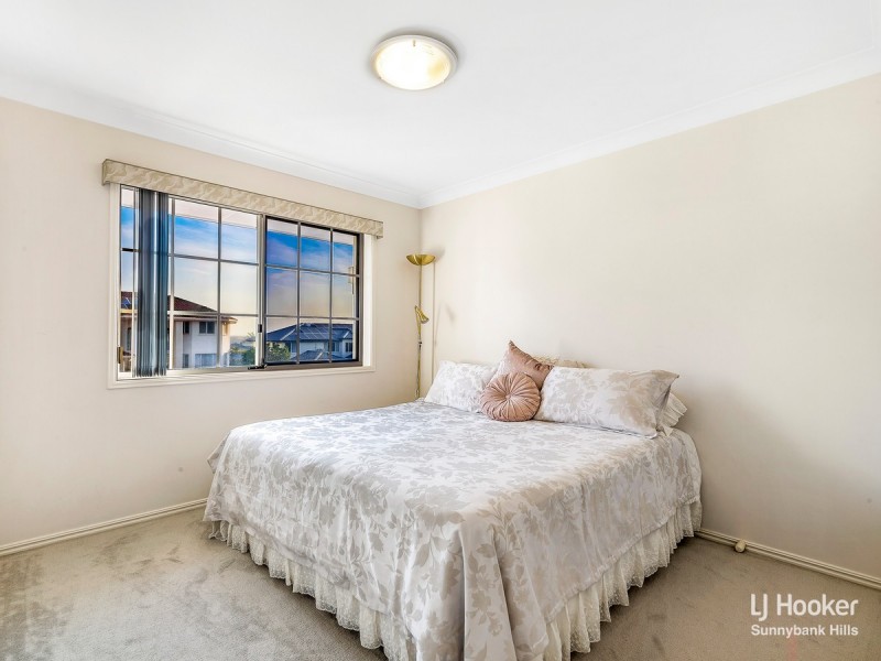 39 Poinciana Crescent, Stretton QLD 4116