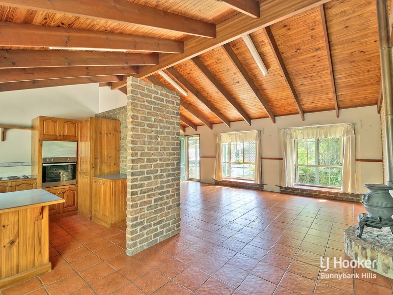 18 Garrima Drive, Loganholme QLD 4129