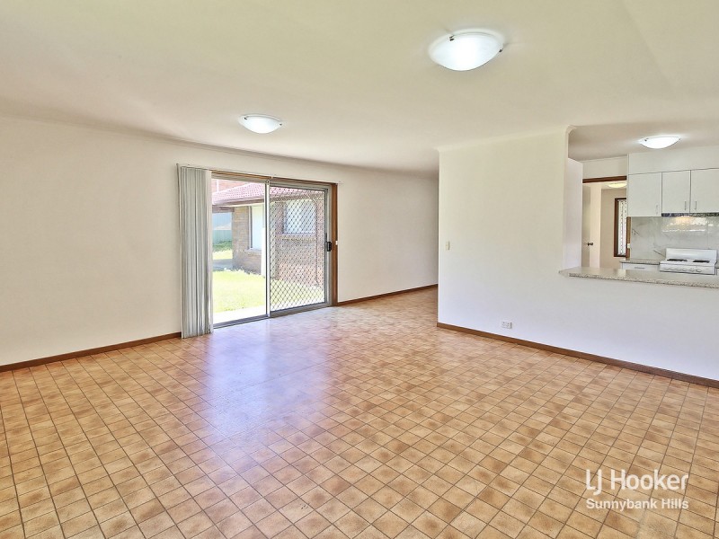 12 Metropole Street, Robertson QLD 4109