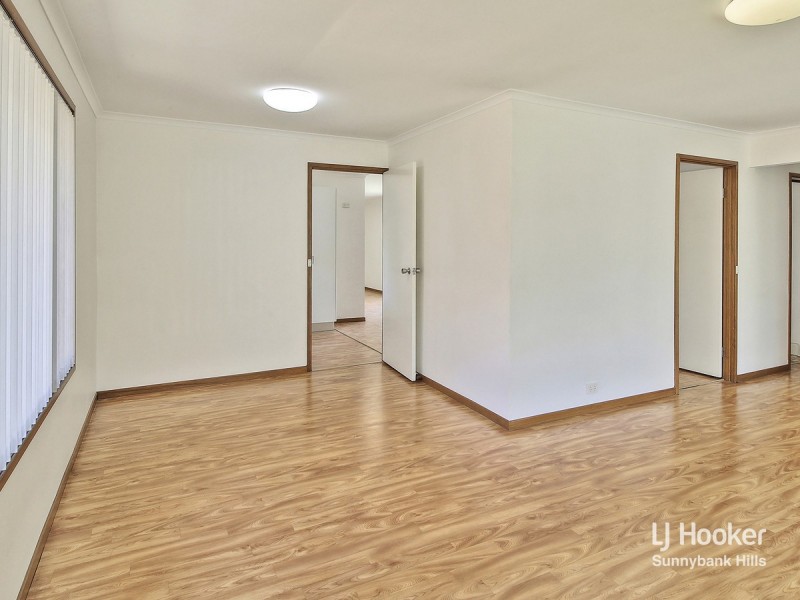 12 Metropole Street, Robertson QLD 4109