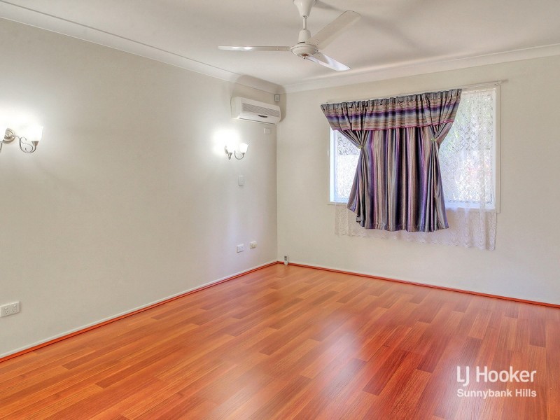 4 Eastcourt Lane, Sunnybank Hills QLD 4109