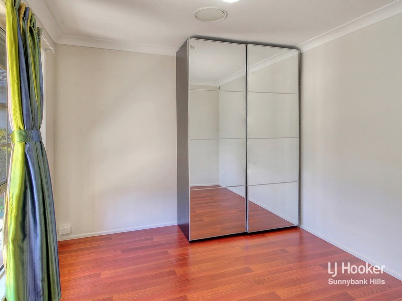 4 Eastcourt Lane, Sunnybank Hills QLD 4109