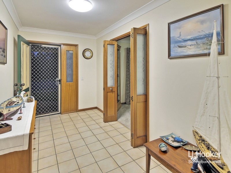 27 Chateau Street, Calamvale QLD 4116