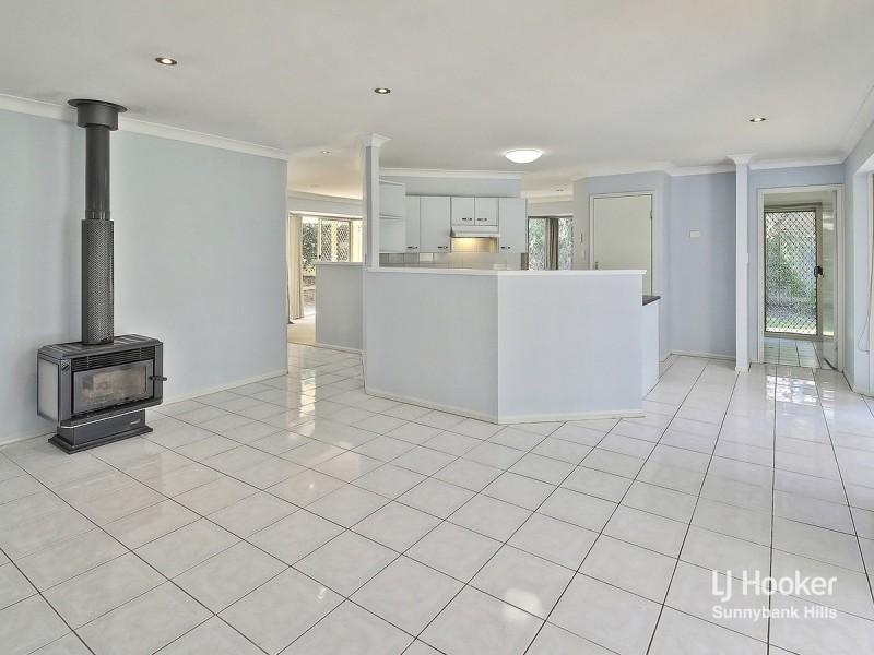 4 Gungurru Crescent, Kuraby QLD 4112