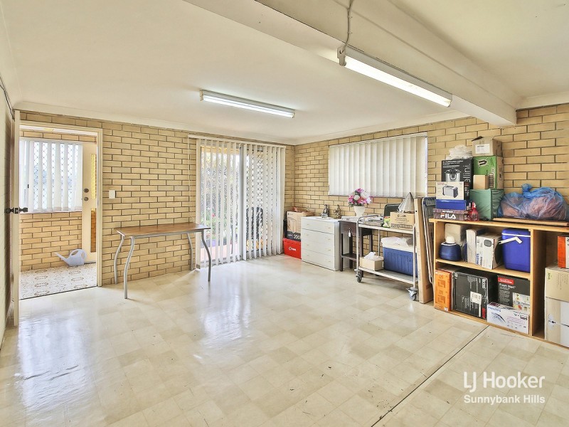 18 Bramwell Street, Eight Mile Plains QLD 4113