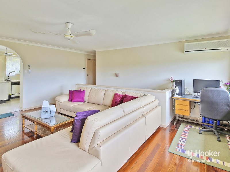 18 Bramwell Street, Eight Mile Plains QLD 4113