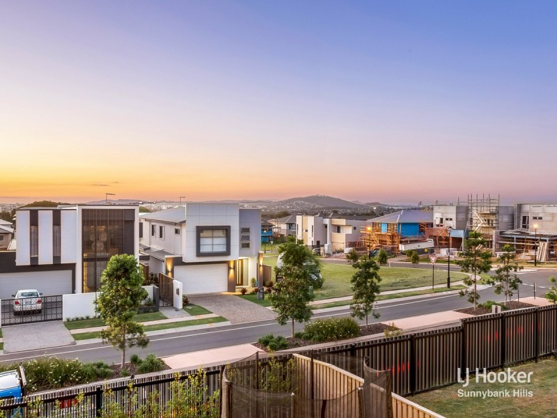 5 Royal Crescent, Rochedale QLD 4123