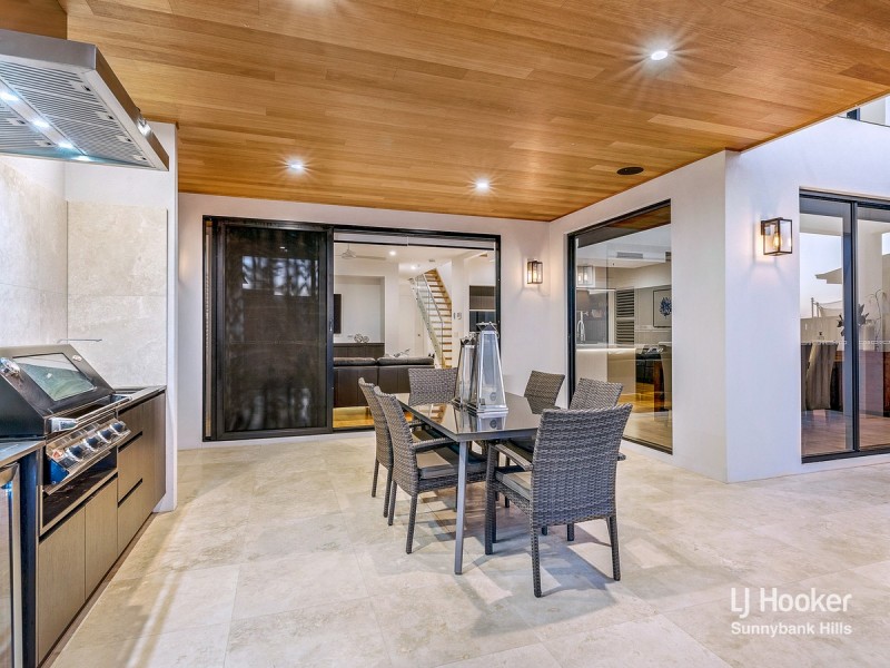 5 Royal Crescent, Rochedale QLD 4123