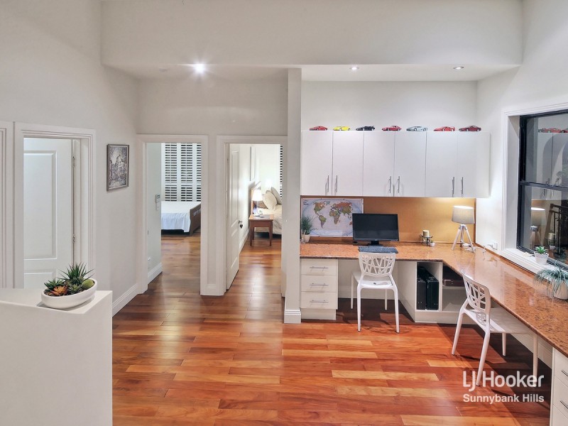 72 McGahan Street, Carina Heights QLD 4152