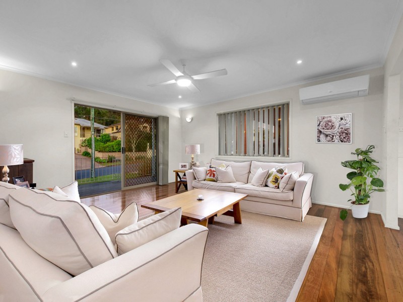 5 Monte Carlo Street, Wishart QLD 4122