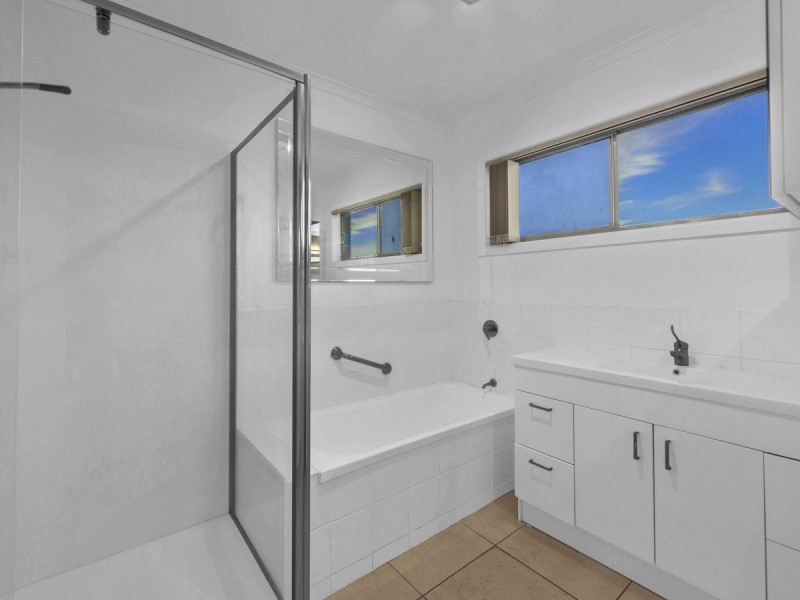 5 Monte Carlo Street, Wishart QLD 4122