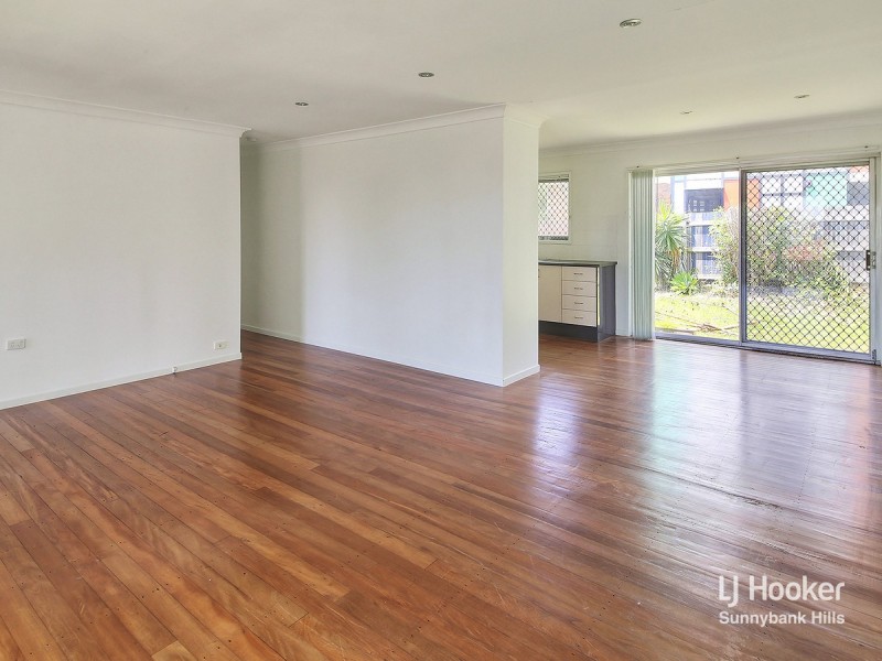 2 Viewpoint Street, Sunnybank Hills QLD 4109