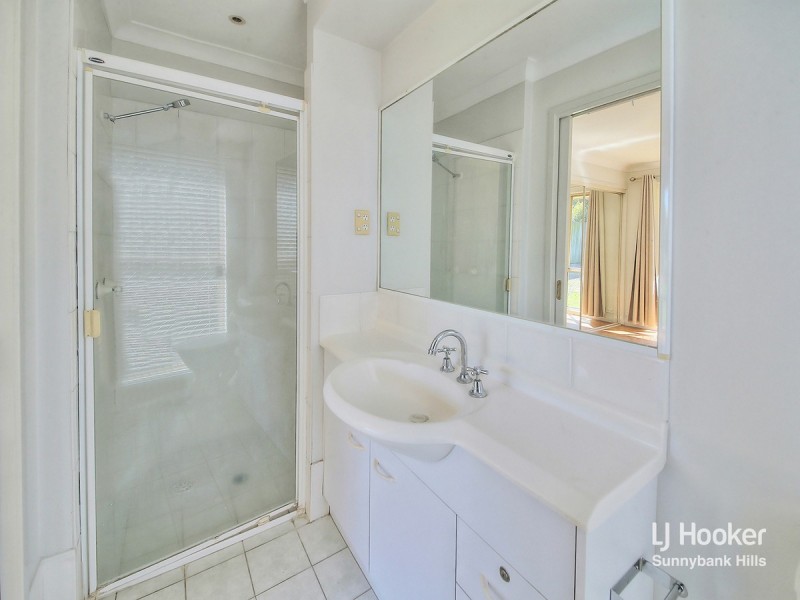3 Emerald Place, Runcorn QLD 4113