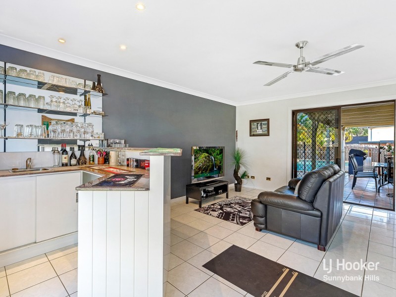 1 Jefferson Place, Stretton QLD 4116