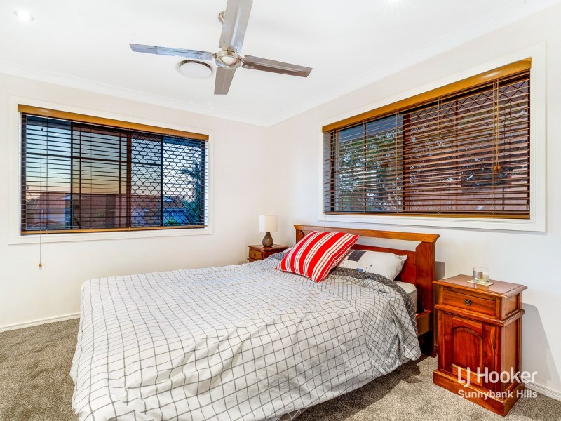 1 Jefferson Place, Stretton QLD 4116