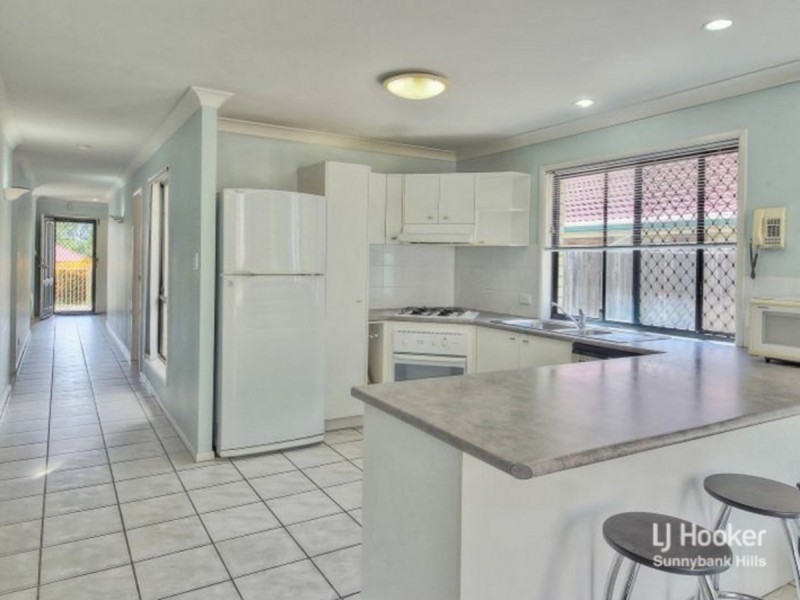 6 Mulgrave Crescent, Forest Lake QLD 4078