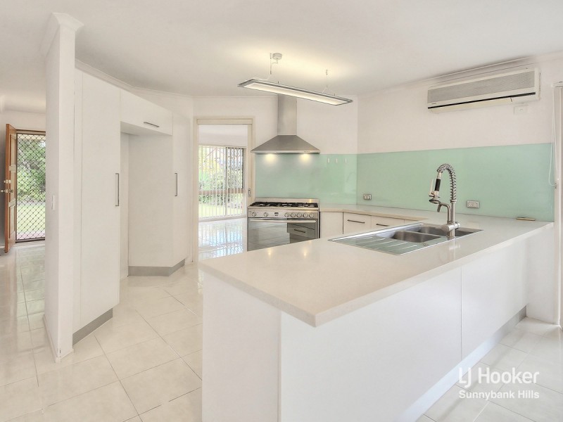 8 Homeland Street, Sunnybank Hills QLD 4109