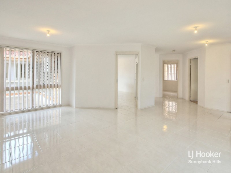 8 Homeland Street, Sunnybank Hills QLD 4109