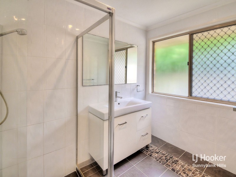 8 Homeland Street, Sunnybank Hills QLD 4109