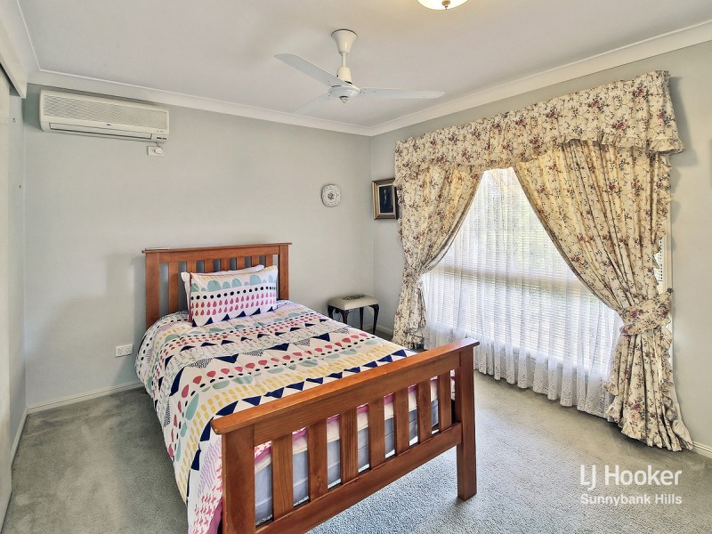 25 Timaru Crescent, Eight Mile Plains QLD 4113