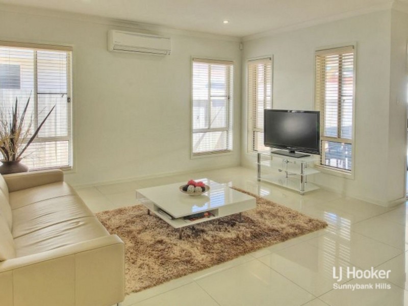 32 Aster Place, Calamvale QLD 4116