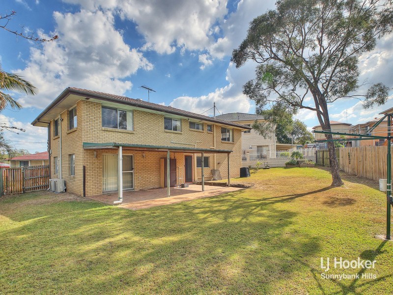 7 Acron Street, Macgregor QLD 4109