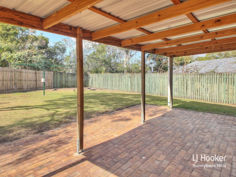 7 Acron Street, Macgregor QLD 4109