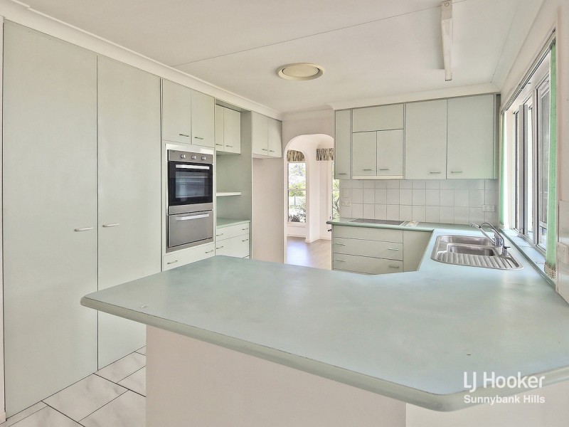 3 Tanglebrush Place, Calamvale QLD 4116