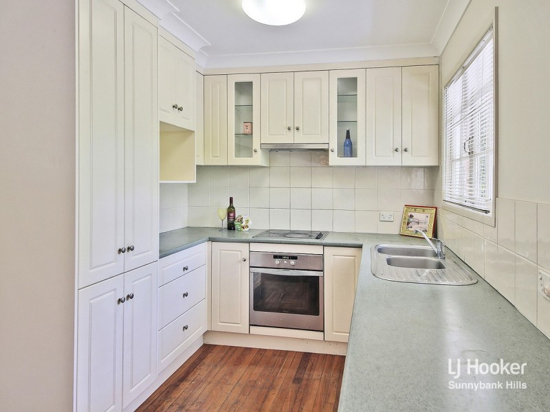 675 Mains Road, Macgregor QLD 4109